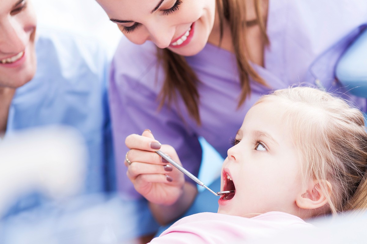 بهترین آنتی بیوتیک‌ برای عفونت لثه کودکان